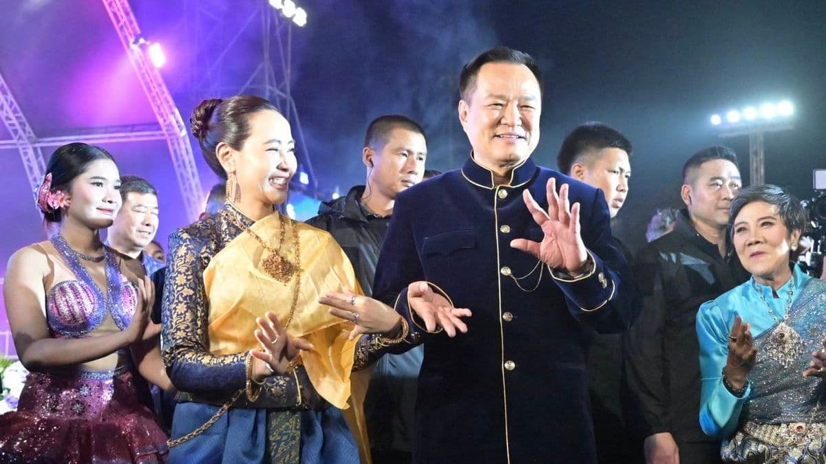 Phetchaburi's Phra Nakhon Khiri festival kicks off with PM Anutin opening ceremony