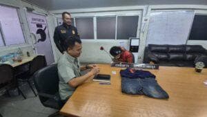 Pattaya Police Give Valentine's Rose to Drug Suspect During Arrest