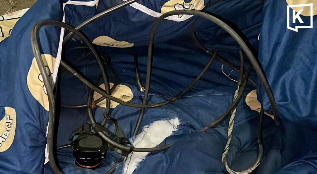 Man breaks both legs fleeing Trang Hospital after cable theft